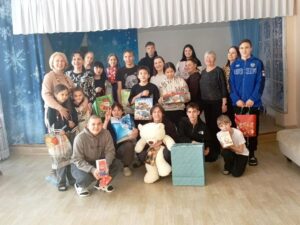 photo_5199841456036711596_y